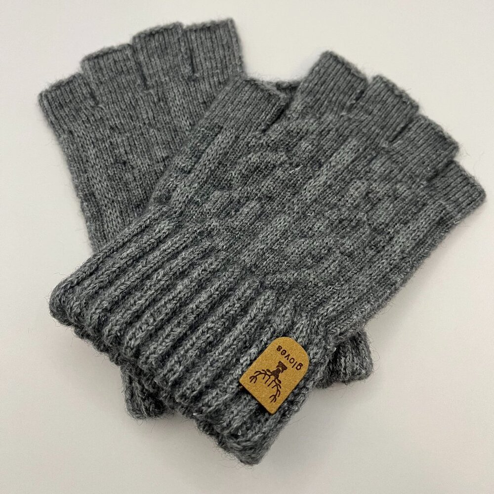 ULTRA SOFT Pair of Medium/Darker Gray Alpaca Wool Half Finger Gloves